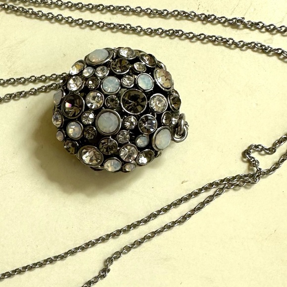 LOFT multi-color & size Crystal Pendant Silver Tone Variable Chain Length EUC - Picture 7 of 10